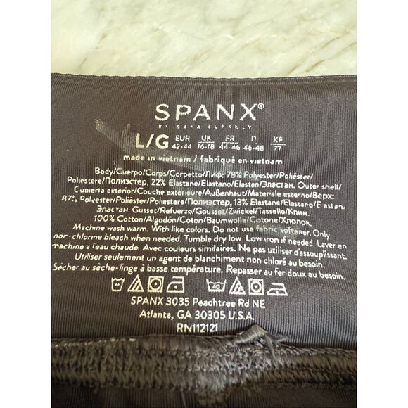 Spanx Get Moving 5” Short Graphite Dust Grey Women’s size L - Picture 6 of 8